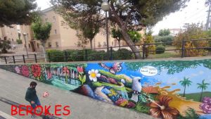 Graffiti Mural Corpus Sitges 300x100000